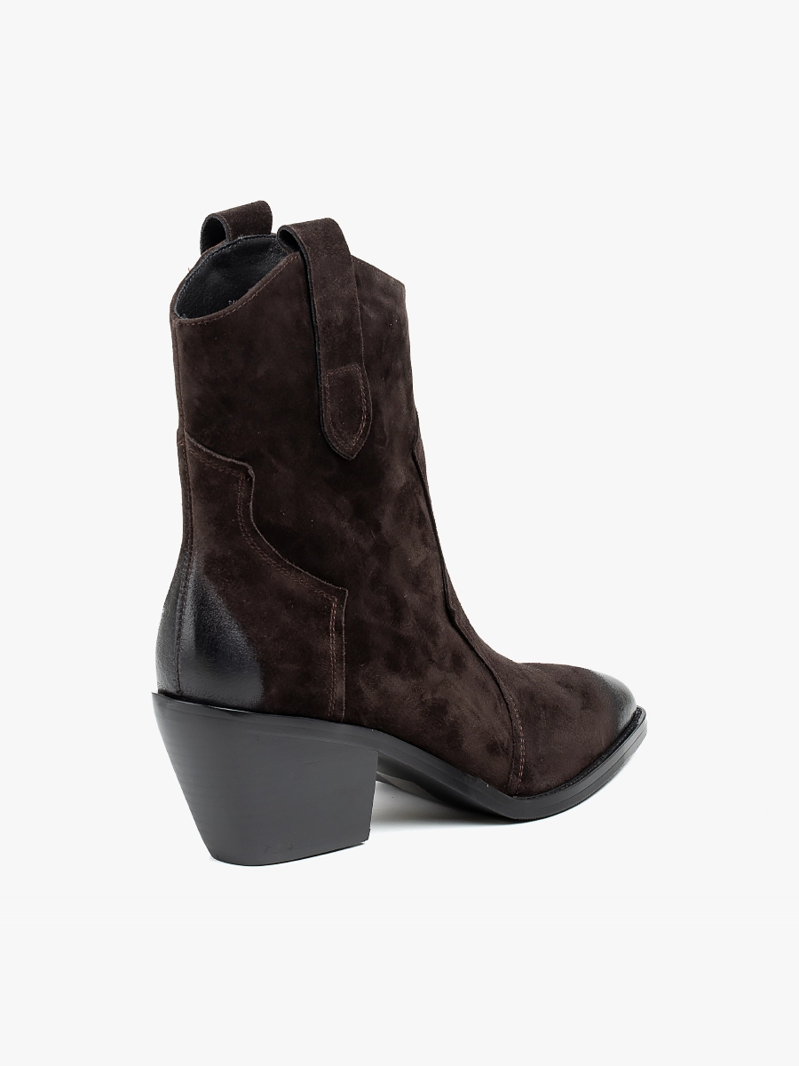 Фото Казаки женские P113-179/939YF купить на lauf.shoes