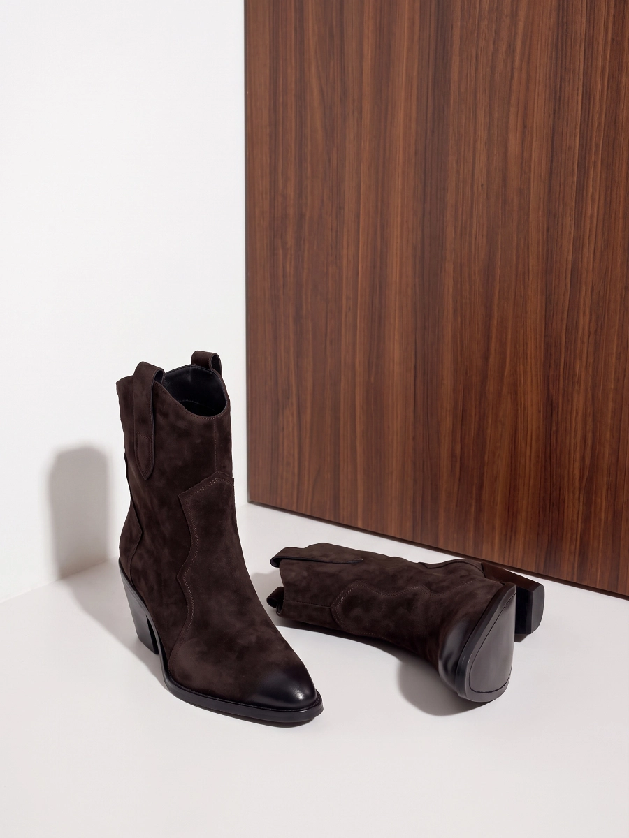 Фото Казаки женские P113-179/939YF купить на lauf.shoes