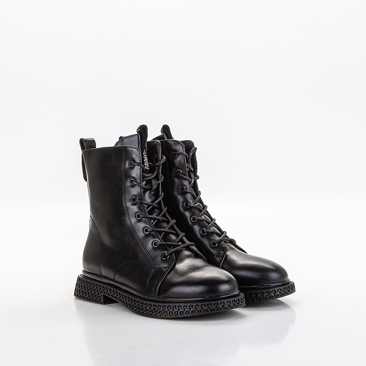 Фото Ботинки женские P305 black купить на lauf.shoes